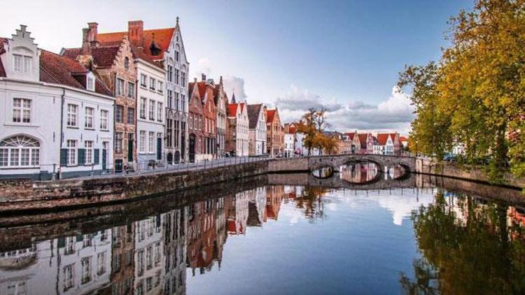 Havası çikolata kokan şehir Brugge