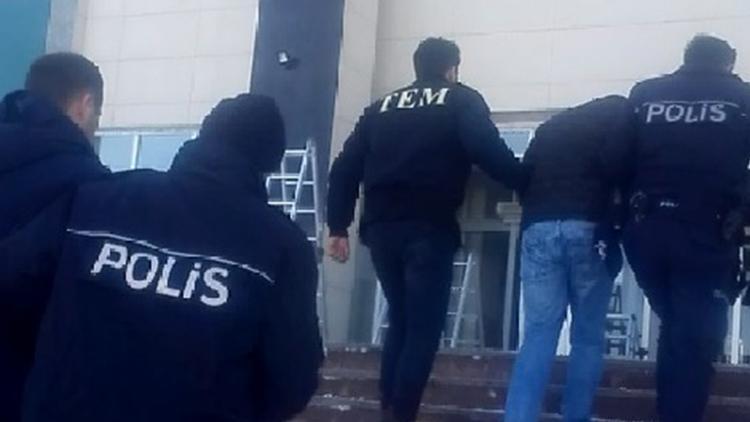 Kars merkezli FETÖ operasyonunda 3 asker tutuklandı