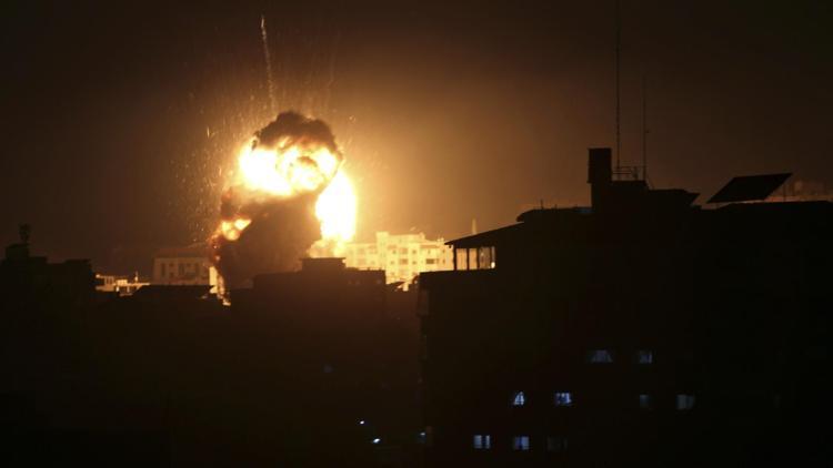 İsrail Hamasa ait bir mevziyi daha vurdu