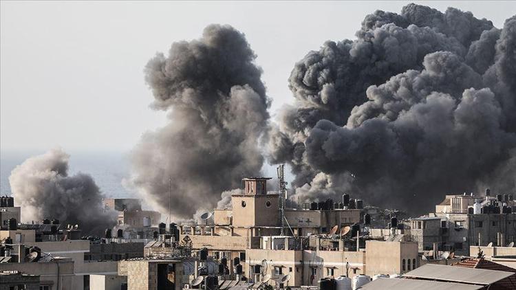 Gazzede 3 polisin öldüğü patlamaların ardından acil durum ilan edildi