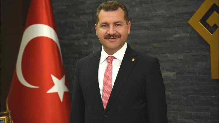 AK Parti Balıkesir Büyükşehir Belediye Başkan adayı Yücel Yılmaz kimdir