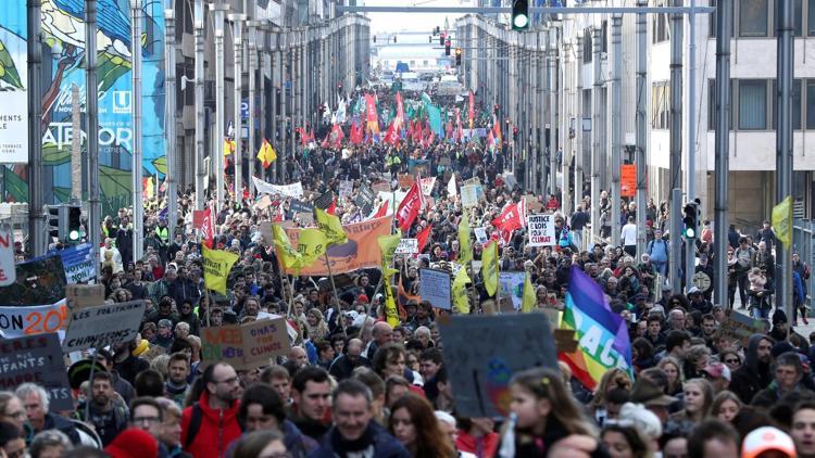 Brükselde iklim protestosu