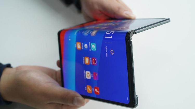 Huawei Mate X gerçekten satabilecek mi