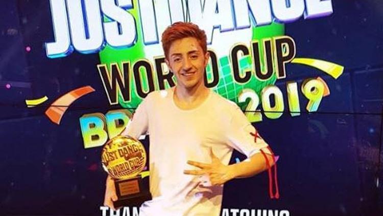 Umutcan Tütüncü bir kez daha dünya şampiyonu oldu