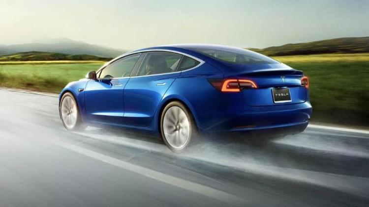 Tesla Model 3ten kötü haber geldi