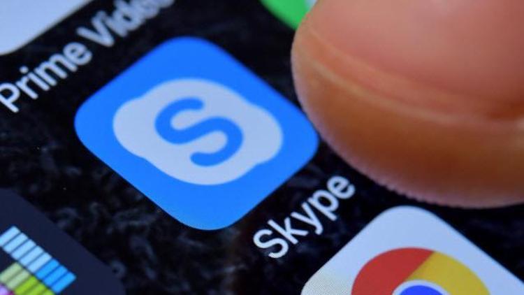 Skype uygulamasında çağrılara otomatik yanıt verdiren hata