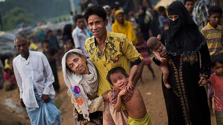 Bangladeşten Arakanlı Müslümanlar için çağrı