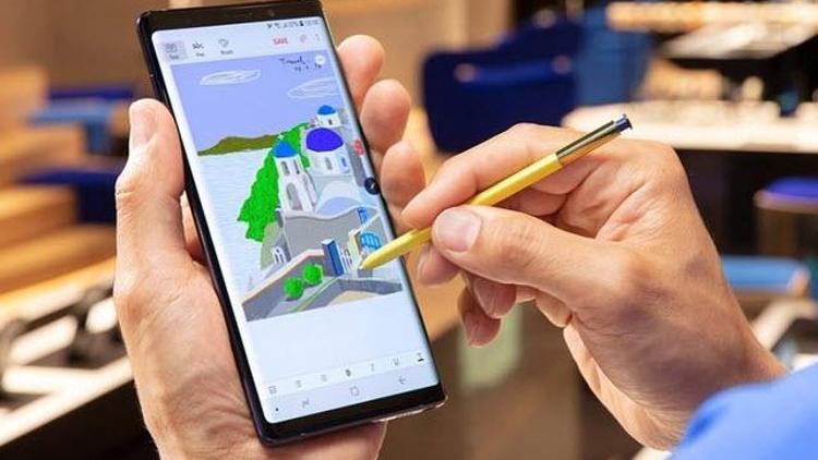 Samsungtan minik Galaxy Note 10 geliyor