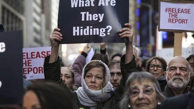 New Yorkta Mueller raporu protestosu