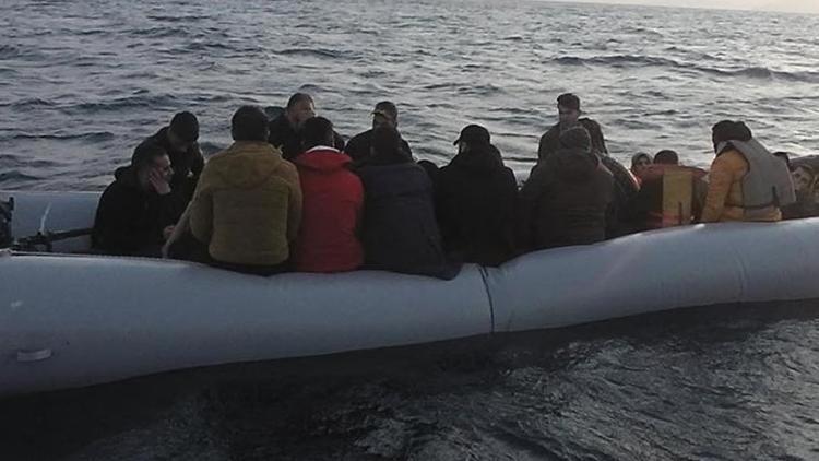 İzmirde çok sayıda kaçak göçmen yakalandı