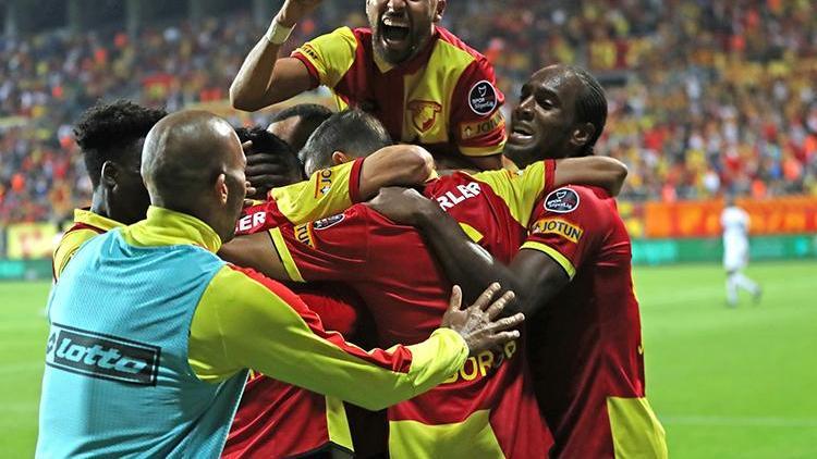 Göztepede 6 futbolcu sınırda