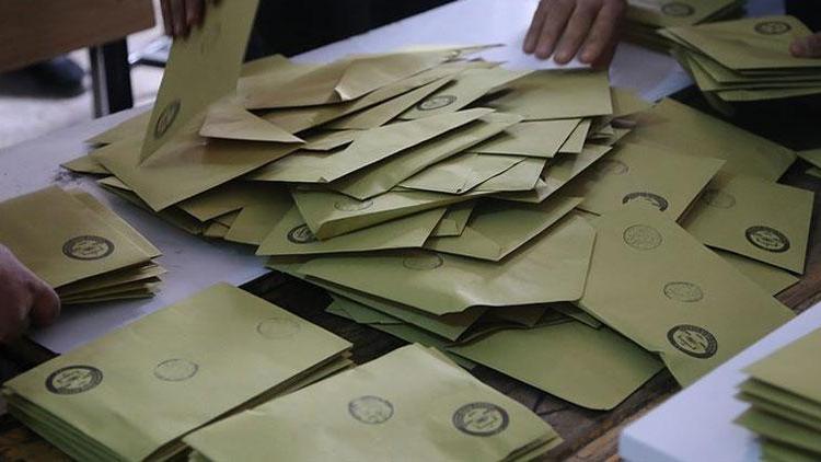 Son dakika... AK Partiden YSKya 38 ilçede oylar sayılsın talebi