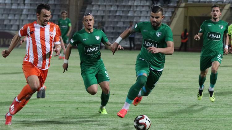 Gol düellosunun galibi Denizlispor