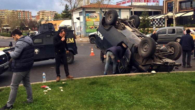 Diyarbakır’da iki zırhlı kaza yaptı: 1 polis yaralı