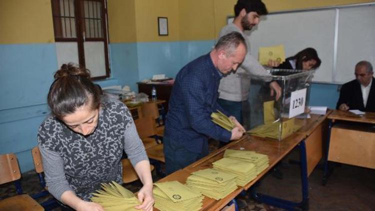 AK Parti, Kemalpaşada tüm oyların sayılmasını istedi