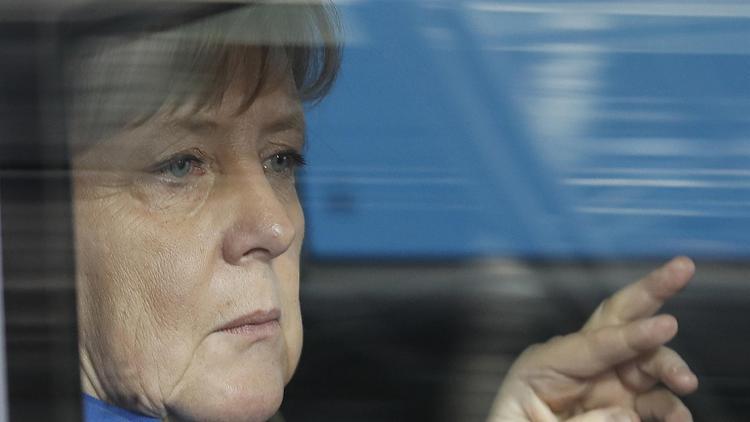 Almanya Başbakanı Angela Merkelin annesi öldü