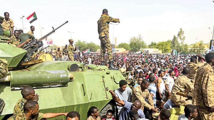 Sudan’da darbe