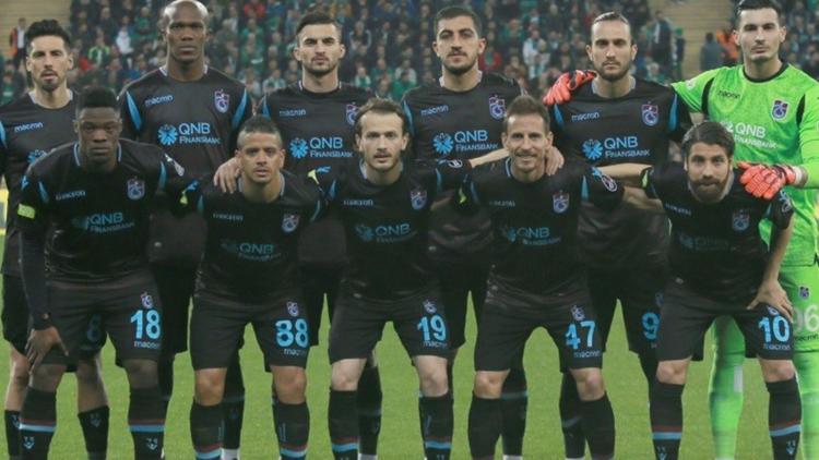 Trabzonspor 8 sezon sonra zirve yaptı