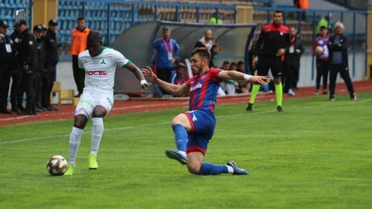 Karabükspor 13 hafta sonra puanla tanıştı