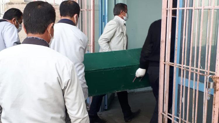 İran sınırında donmuş 2 erkek cesedi bulundu