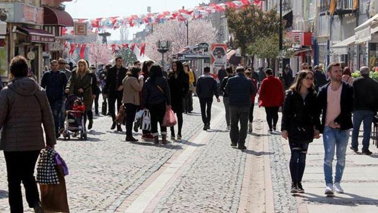 Bulgarlar alışverişe, Yunanlar eğlenmeye gidiyor