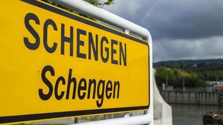 Schengen vizesi 2018 raporu: Türkler 52,7 milyon Euro vize ücreti ödedi