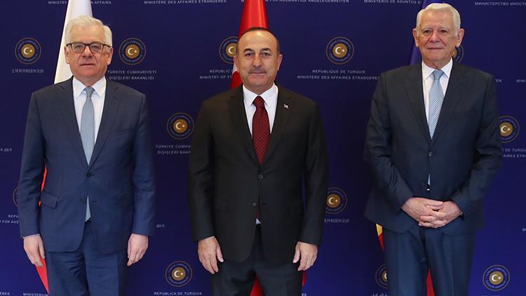Son dakika.. Dışişleri Bakanı Çavuşoğlundan önemli açıklamalar