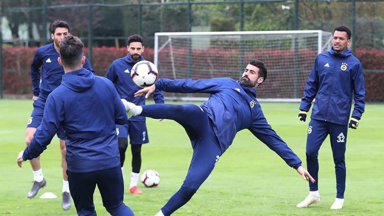 Fenerbahçede Alanyaspor hazırlıkları sürüyor