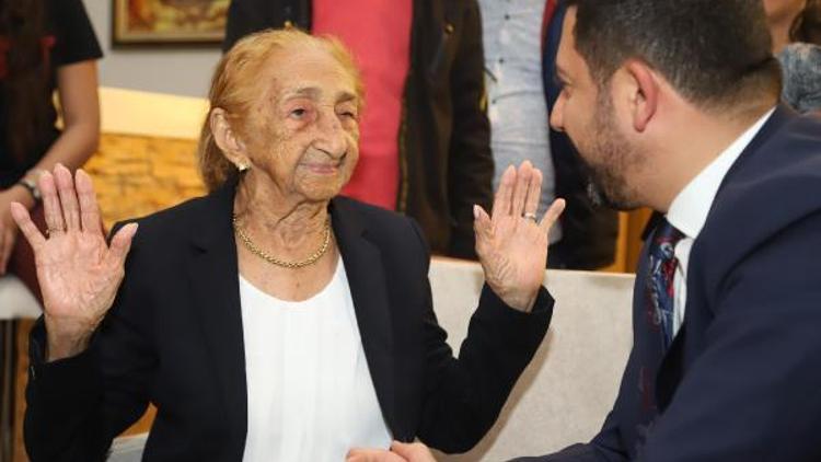 Brezilyalı kadın, 113üncü yaşını Kapadokyada kutladı