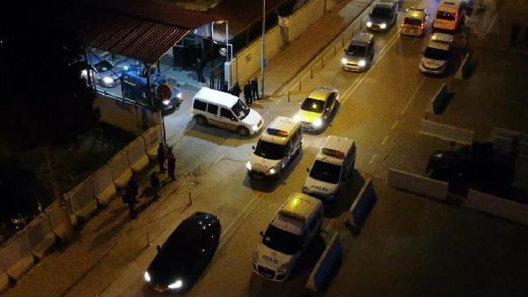 Adana merkezli 4 ilde, 600 polisle uyuşturucu operasyonu