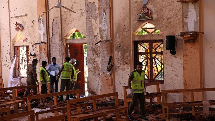 Sri Lankadaki terör saldırılarını 7 intihar eylemcisi düzenledi