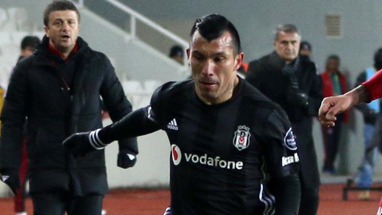 Beşiktaşta Medel şoku