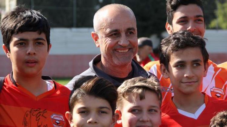 Adanaspor, 23 Nisan’ı genç sporcularıyla kutladı
