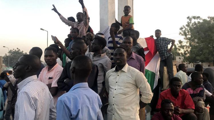 Sudanda Askeri Konsey ile muhalifler temel ilkelerde mutabık