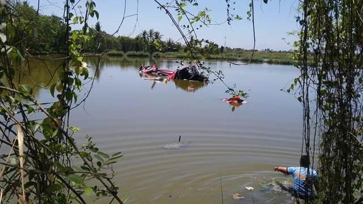 Filipinler’de helikopter gölete düştü: 3 ölü