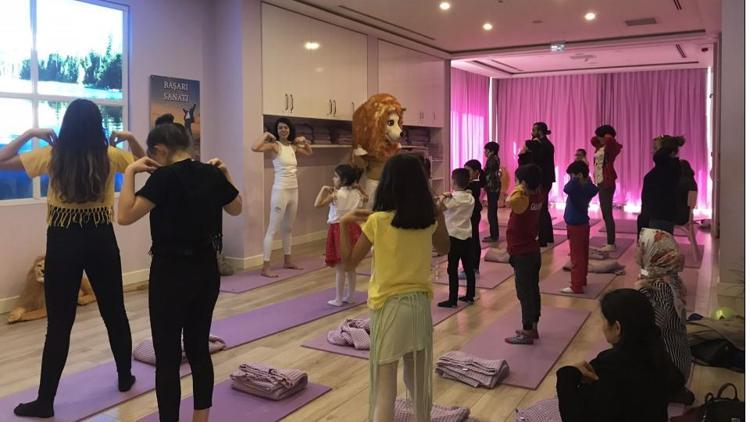 Yoga Academy’de 23 Nisan çoşkusu