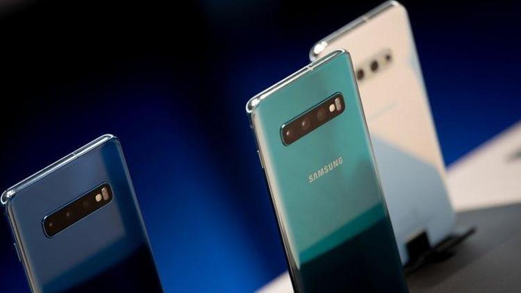 Samsung Galaxy S10 Plus için sürpriz güncelleme yayında