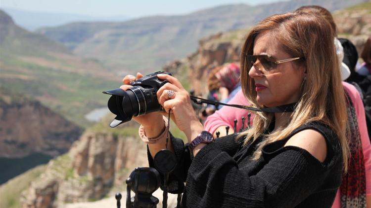 Yerli yabancı turist akın ediyor Fotoğraf çekmek için sıraya giriyorlar...