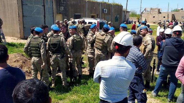 Kızıltepede kaçak elektrik kontrolü yapan ekiplere taşlı saldırı