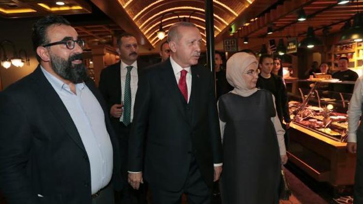 Cumhurbaşkanı Erdoğan Floryada vatandaşlarla bir araya geldi