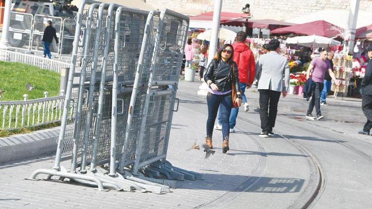 Taksim’e bariyerli önlem