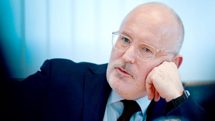 Timmermans: Avrupa gerçekten çökebilir