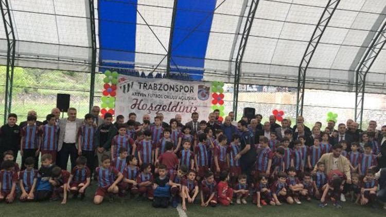 Artvinde Trabzonspor Futbol Okulu açıldı