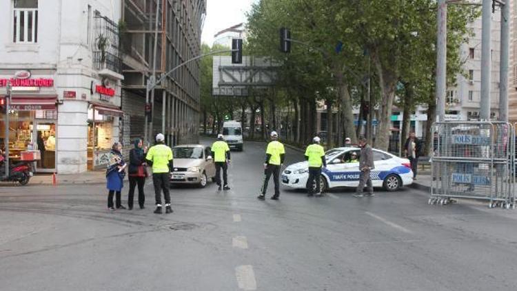 Son dakika İstanbulda trafiğe kapalı yollar