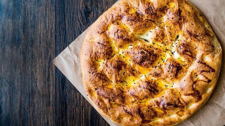 Ev Yapımı Ramazan Pidesi