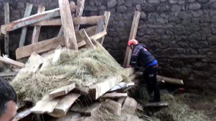 Erzurumda ahır inşaatında çökme: 1 ölü, 3 yaralı