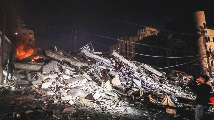 İsrail’den Gazze’ye bombardıman