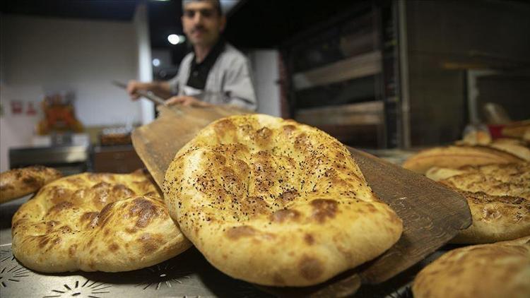 Pide fiyatları bu yıl ne kadar İşte 2019 Ramazan pidesi fiyatları