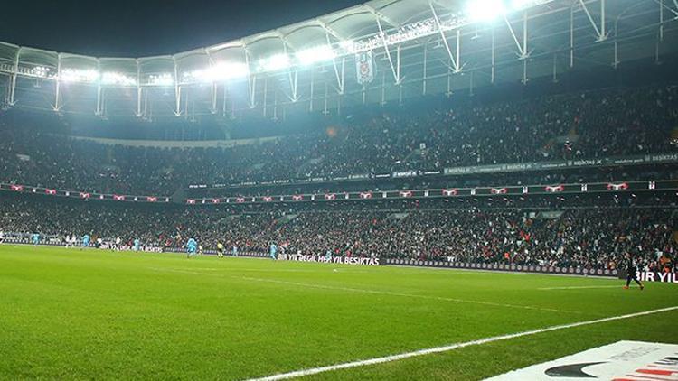 Beşiktaş, Suralın ismini bir maçlığına tribüne verdi