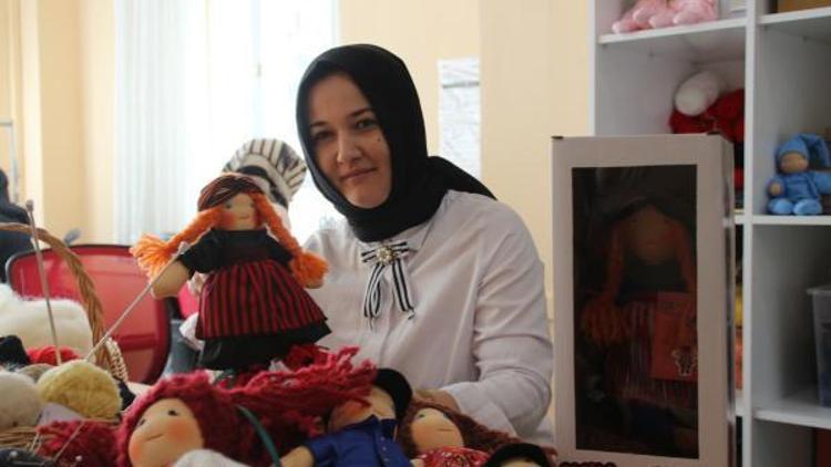 Rizeli girişimci kadınlar bez bebek üretip, satıyor